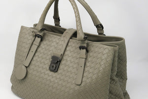 Bottega Veneta Women's Medium Light Calf Intrecciato Tote Handbag