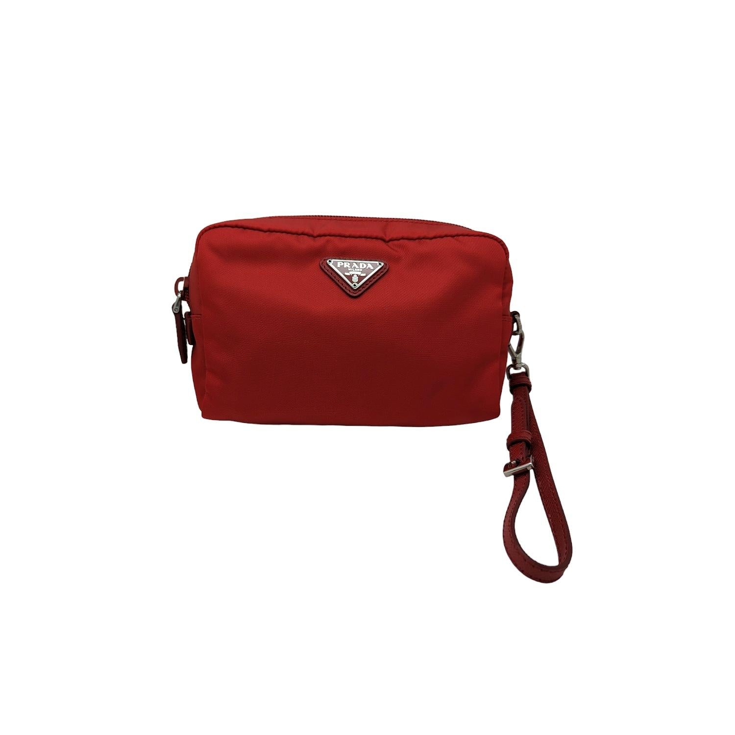 【限定セール】PRADAティッシュケースミニポーチナイロンレッド新品 未使用 Prada Re-Nylon Necessaire Mini Cosmetic Case Pouch - TheRelux.com