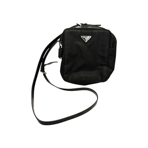 Prada 1990s Nero Tessuto Nylon Box Crossbody B6560 - TheRelux.com