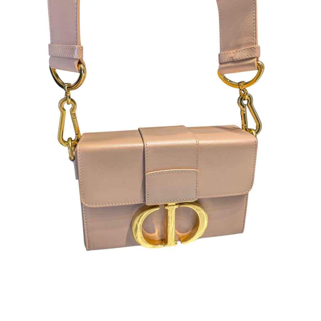 【Dior 】“30 MONTAIGNE” ボックスバッグ Christian Dior Box Calfskin 30 Montaigne Box Bag Gray 1853156