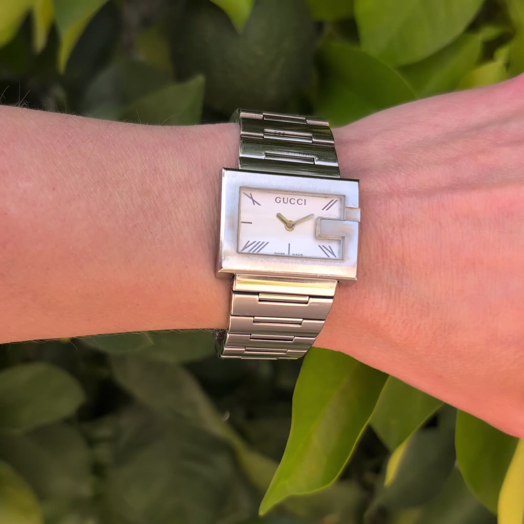 Gucci 100L Stainless Steel Quartz Womens Watch Silver G-Rectangle 31mm