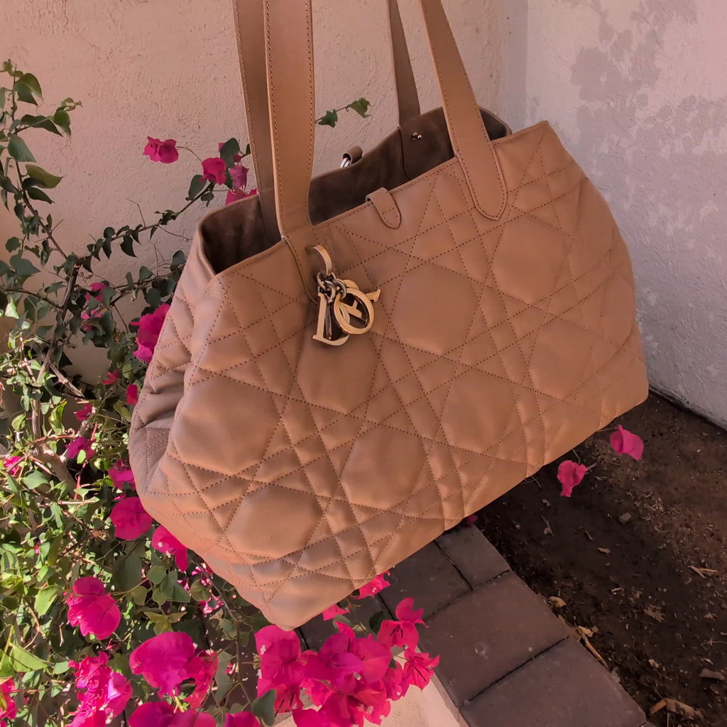 Christian Dior 2023 Large Dior Toujours Bag Tan Calfskin