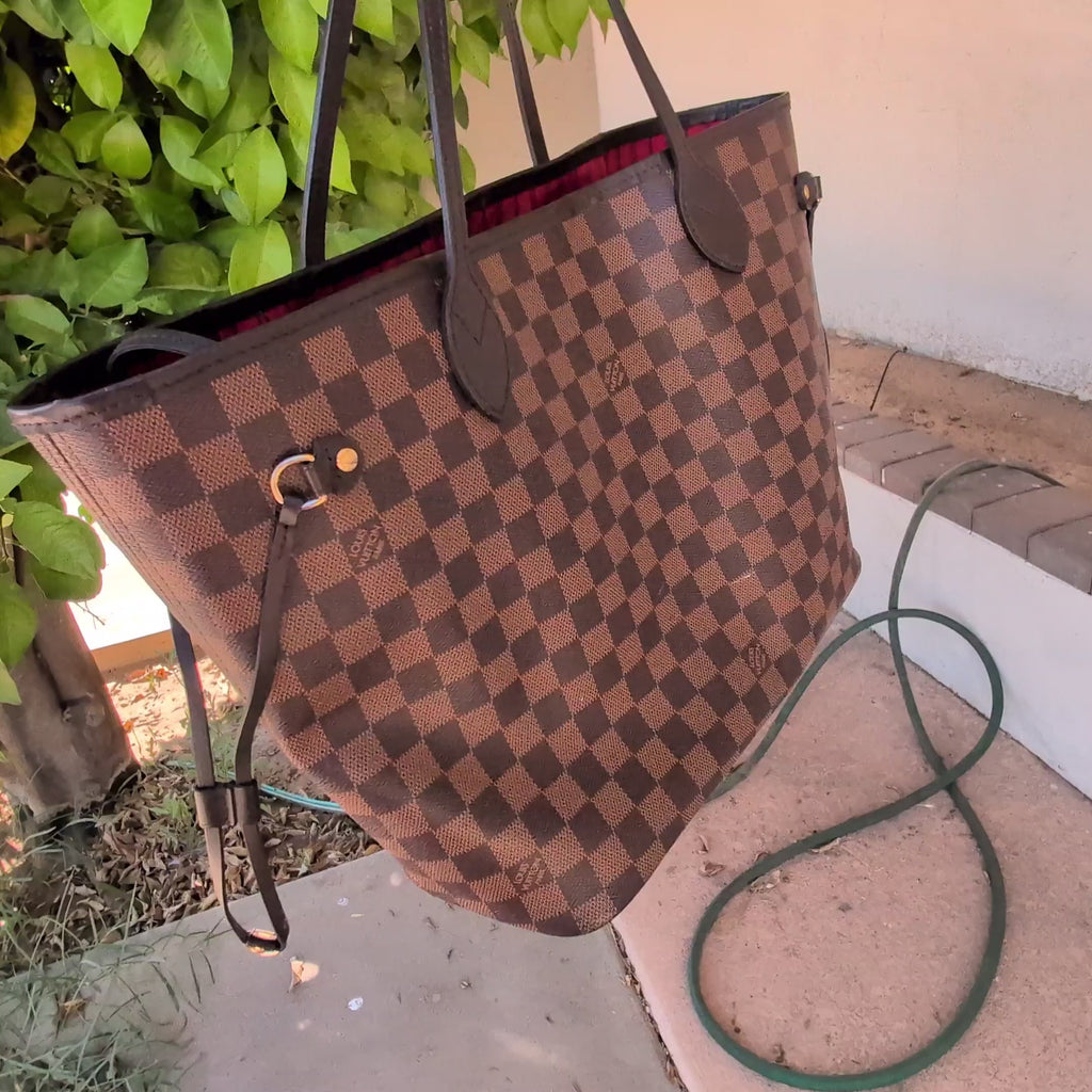 Louis Vuitton 2021 Neverfull MM Damier Ebene Tote Red Cherry