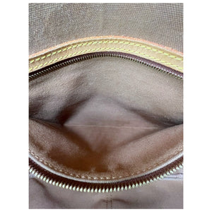 Louis Vuitton Brown Monogram Sac Gibeciere GM Leather Cloth ref.219077 -  Joli Closet