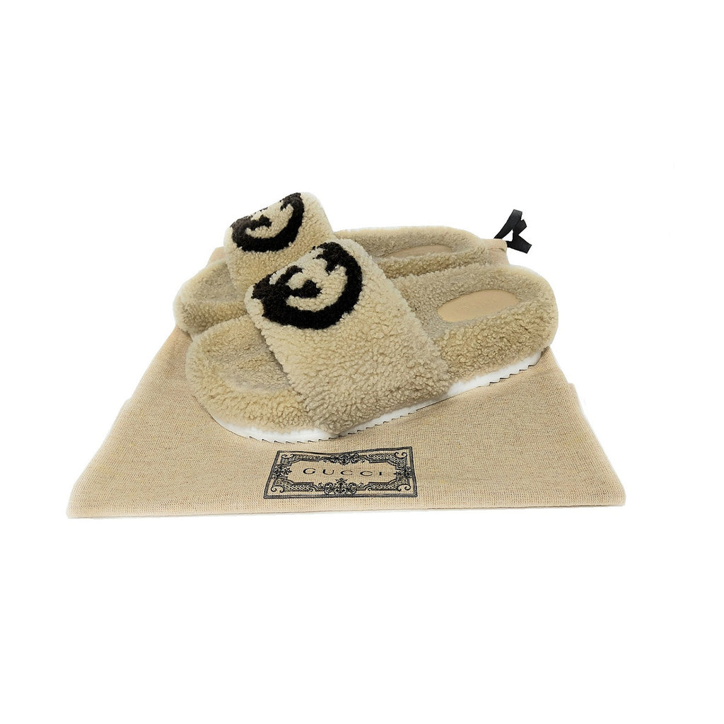 ⭐️GUCCI　グッチ　ミュール　サンダル　GGロゴ⭐️ 659fcd143035bca896992e3685d34c