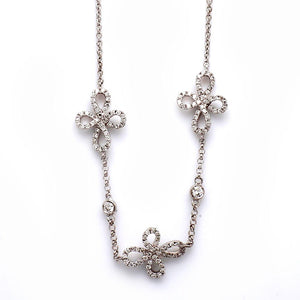18K White Gold 0.45ctw Diamond 3-Station Flower Pendant Necklace