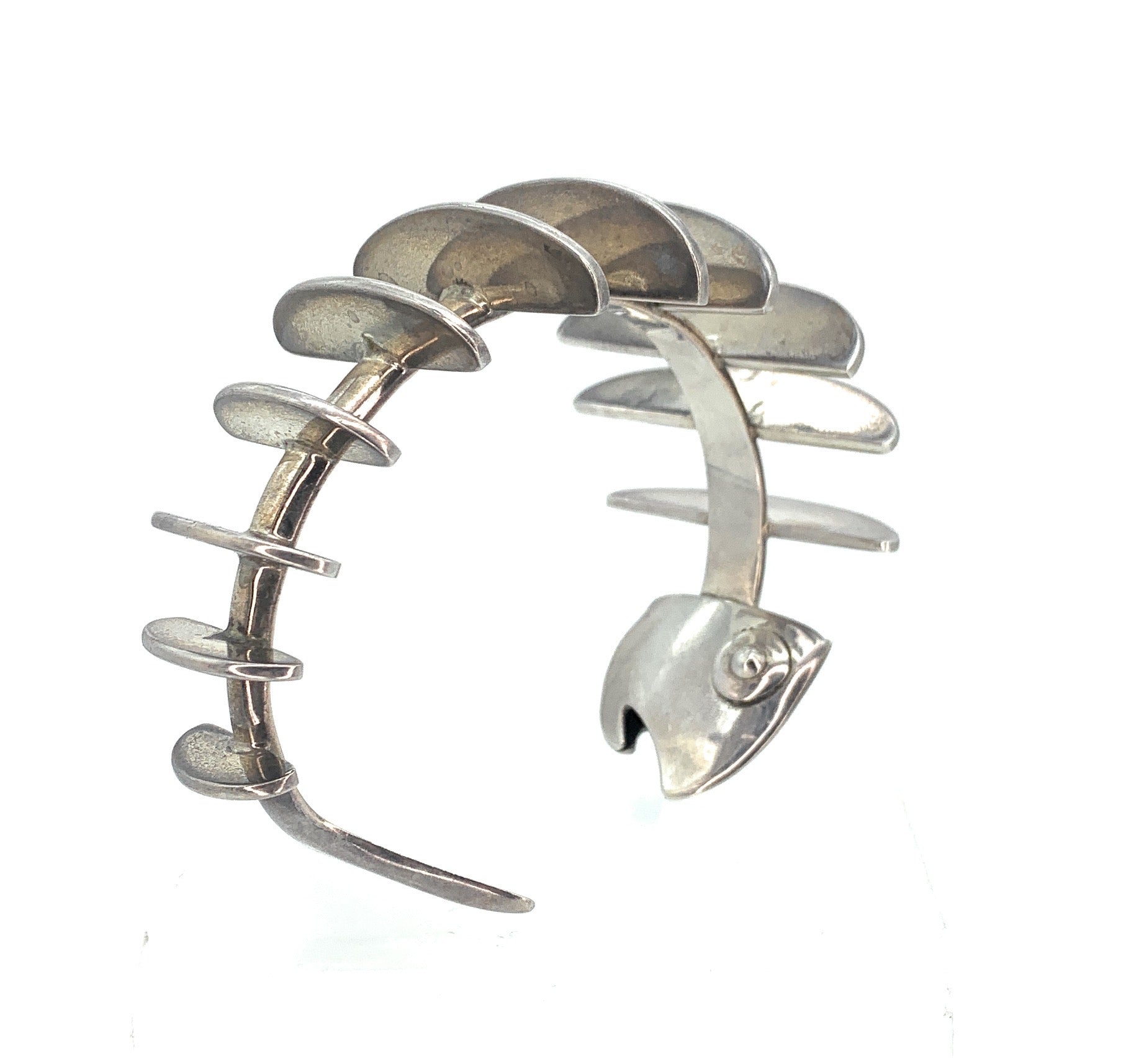 Buy NAVMAV Pack of 2 Fancy Stretchable Skull Bracelet for Halloween|Skeleton  Head Wrist Chain Cuff Bracelets |Skeleton Skull Bracelet Jewelries for Men  & Women at Amazon.in