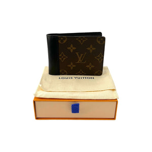 Shop Louis Vuitton MONOGRAM Monogram Leather Small Wallet Logo Folding  Wallets (M82381, M82415, M82382) by Youshop