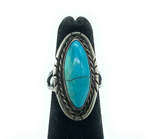 Vintage 1960's Navajo Split Shank Sterling Silver & Bisbee Turquoise Ring
